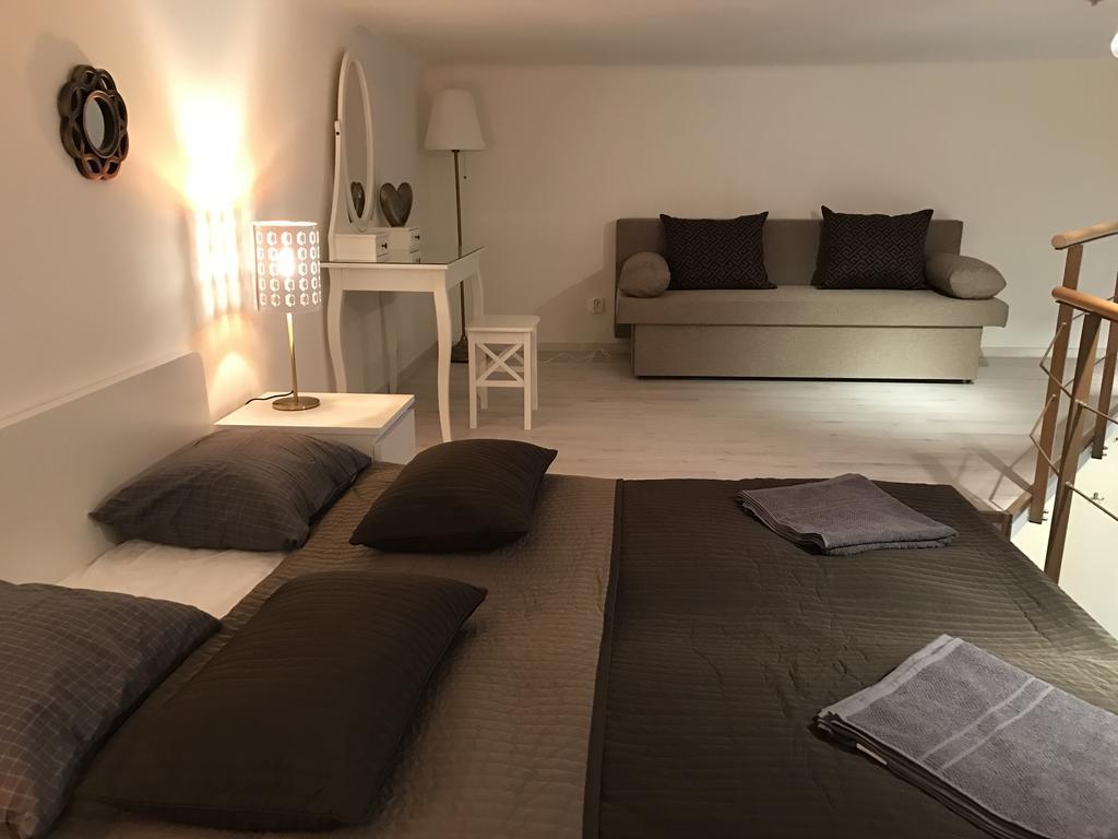בודפשט Goldcentral Apartment Gozsdu מראה חיצוני תמונה